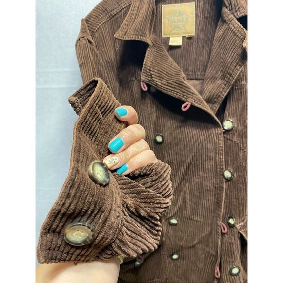 A.M.I. Women's Brown color military Style
Corduroy Jacket Shacket Size S - Picture 2 of 7